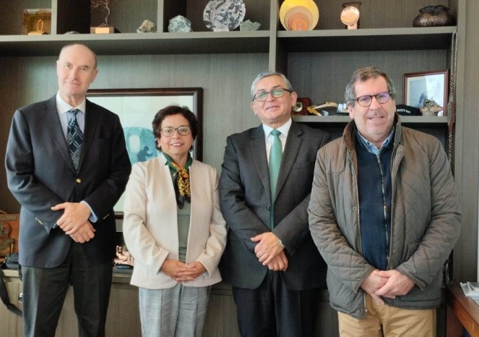 La Cámara Minera de Chile realizó visita protocolar a la Ministra Aurora Williams