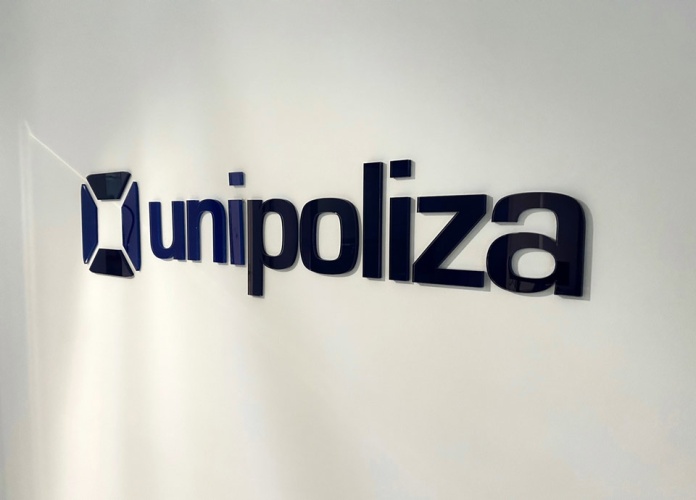 Unipoliza