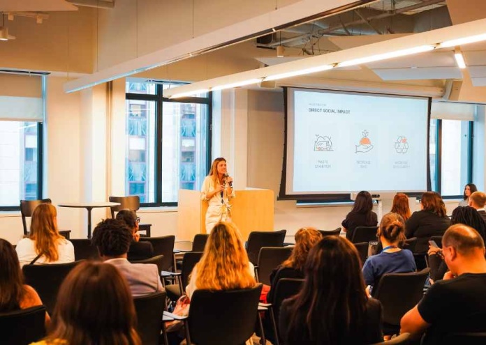 AWS Startups lanza Women's Demo Week, un nuevo evento global para impulsar a las fundadoras de startups
