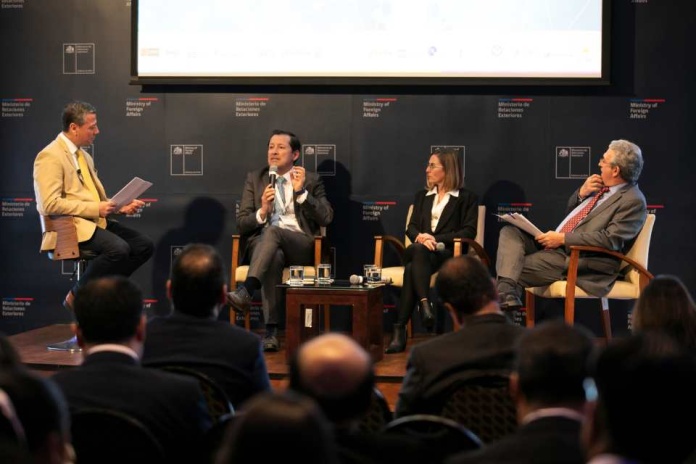 Expertos alertan “rezago” en Chile en materia de inversión en ciencia y tecnología