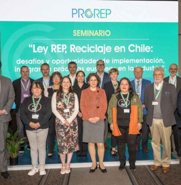 ProREP y Asociación Nacional de Recicladores de Chile firman convenio para potenciar el reciclaje en la región