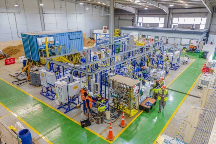 “Biobío podría producir tierras raras limpias ante la creciente demanda mundial por estos minerales esenciales para la electromovilidad”