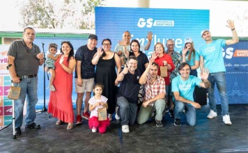 Gobierno de Santiago entrega kits de ahorro hídrico en Cerrillos para reducir hasta un 50% el consumo de agua en hogares