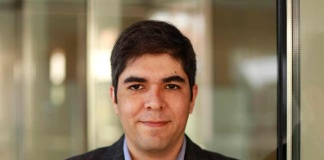 Javier Mella, doctor en Finanzas y académico de la Universidad de los Andes (Uandes)