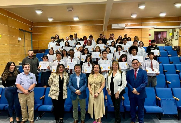 Más de 170 jóvenes y adultos de Sierra Gorda, Baquedano y Mejillones certificaron nuevas habilidades laborales