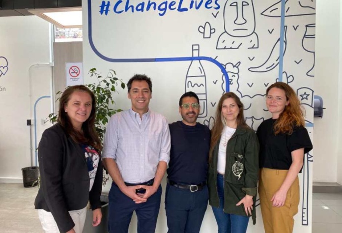 Nueva alianza entre Generation Chile y Gi Group Holding permitirá conectar empresas con profesionales tecnológicos