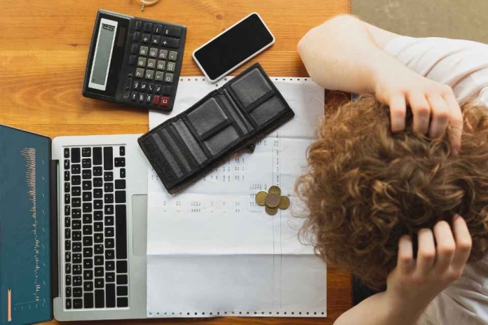 Registro de Deuda Consolidada ¿Fin del sobreendeudamiento de los chilenos Registro de Deuda Consolidada: ¿Fin del sobreendeudamiento de los chilenos?