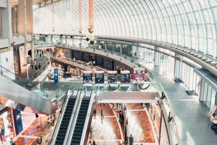 Temporada escolar incrementa un 350% las contrataciones de personal en retail