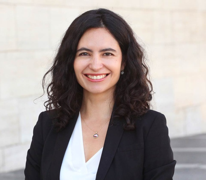 Bárbara López Figueroa asume como Nueva Gerenta General de Bruzzone y González Abogados Bárbara López Figueroa asume como Nueva Gerenta General de Bruzzone y González Abogados