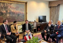 Con el compromisos de reforzar la relación económica y comercial concluyó visita del Ministro Síkela 