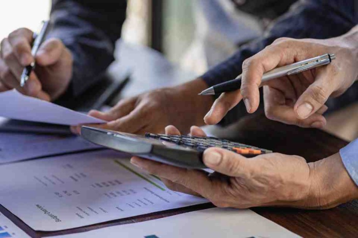 Cuatro claves para encontrar las mejores oportunidades de negocio licitando en Mercado Público 