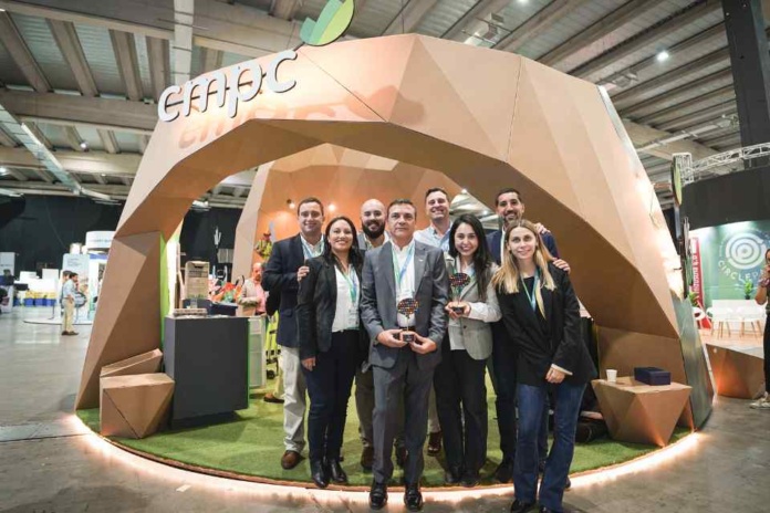 Cuatro soluciones de biopackaging de CMPC reciben premios en la Feria Internacional CIRCLEPACK Cuatro soluciones de biopackaging de CMPC reciben premios en la Feria Internacional CIRCLEPACK
