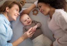 Método ROPA: La alternativa que permite que una pareja de mujeres puedan compartir la maternidad 