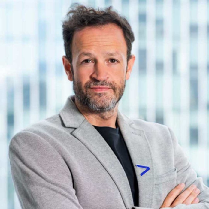 Según estudio de Accenture El 73% de consumidores busca soluciones para la sobrecarga de información en el comercio minorista, los bienes de consumo y los viajes (1) Según estudio de Accenture El 73% de consumidores busca soluciones para la sobrecarga de información en el comercio minorista, los bienes de consumo y los viajes (1)