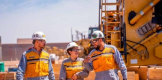 Llega a Chile el programa de capacitación gratuita “Técnicos y Técnicas para el Mundo”, impartido por Finning y Caterpillar