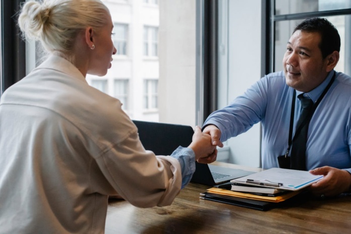 Beneficios para colaboradores: Una herramienta vital para cuidar el talento humano en las empresas 