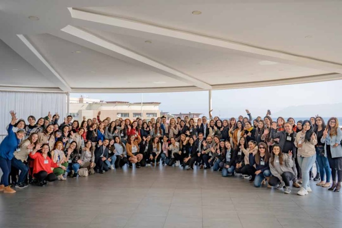 Un centenar de mujeres tuvieron encuentro sobre entornos inclusivos