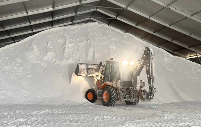 Maquinaria de vanguardia para acopio y carga de carbonato de sodio para producir litio Maquinaria de vanguardia para acopio y carga de carbonato de sodio para producir litio