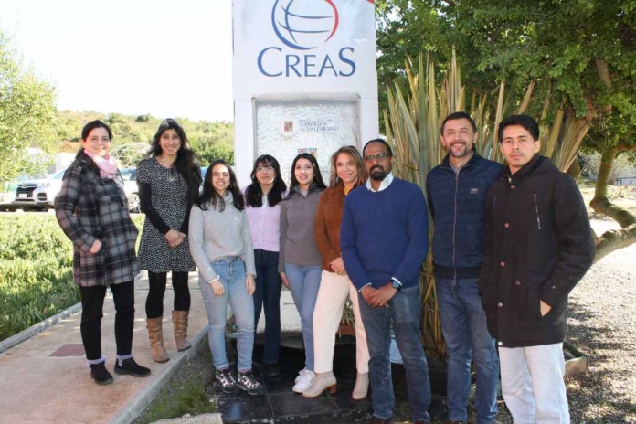 Destacada visita internacional refuerza colaboración científica en CREAS