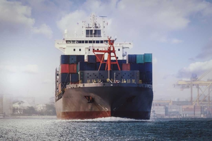 Puertos del Este de China afectados por Tifón Gaemi Puertos del Este de China afectados por Tifón Gaemi