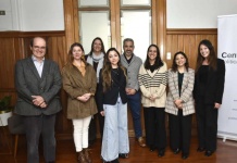 Centro de Políticas Públicas UC y la Secretaría Técnica de la Mesa Multiactor del Salar de Atacama firman acuerdo para el desarrollo de un curso formativo para sus miembros