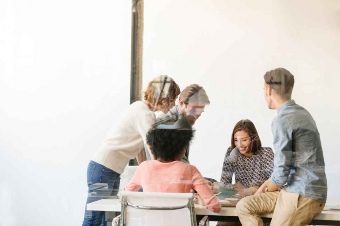 Cursos con experiencias inmersivas: la tendencia de capacitaciones laborales sin costo para trabajadores ni empresas