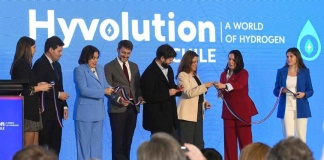 Ministro de Energía: “La tecnología no solo reduce emisiones, sino que transforma vidas en Chile”