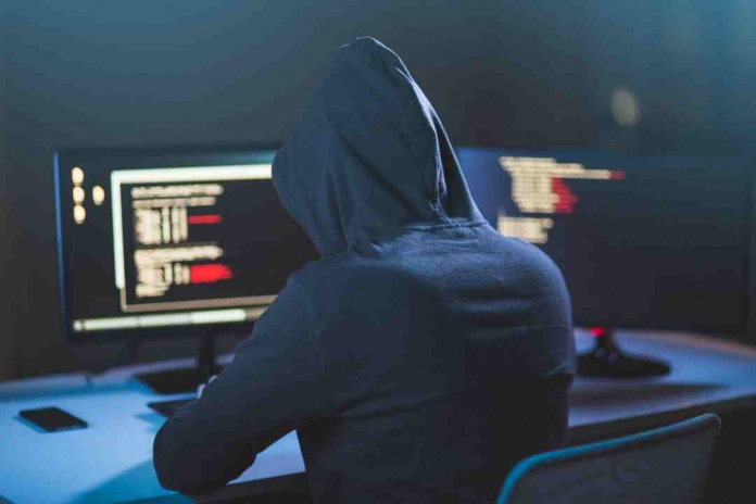 Los top 3 del malware en Chile: Qbot, FakeUpdates y el impronunciable AndroxghOst roban credenciales bancarias