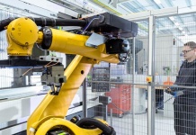 Robots y cerramientos de seguridad: Claves para un entorno industrial seguro