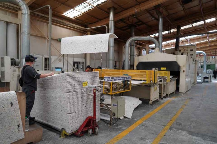 Comprometidos con la sustentabilidad: Rosen potencia proceso de reciclaje textil Comprometidos con la sustentabilidad: Rosen potencia proceso de reciclaje textil