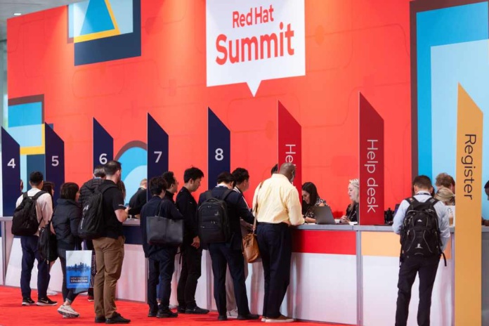 El futuro de la innovación tecnológica se escribe en código abierto en el Red Hat Summit: Connect 2024