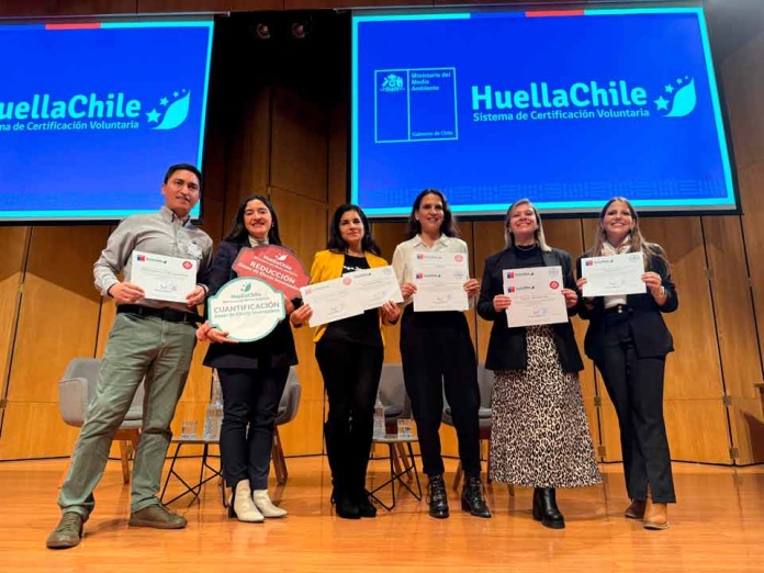 Empresas de Pescadores Industriales del Biobío son reconocidas por reducción de emisiones de Gases de Efecto Invernadero