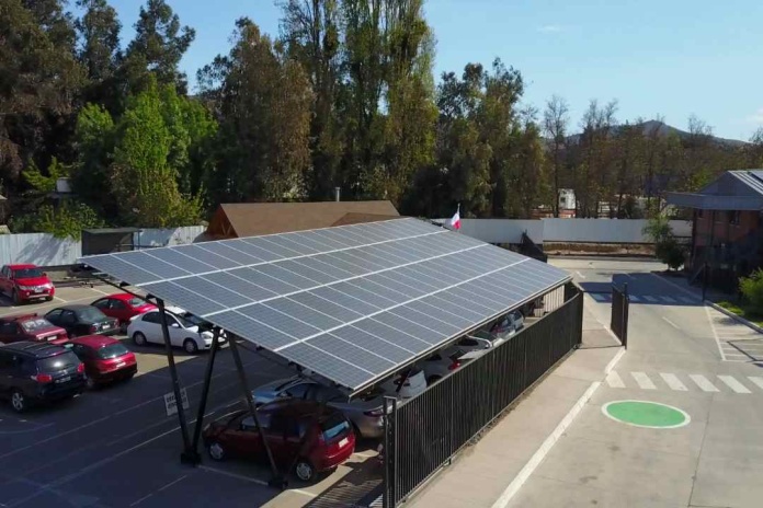 Hasta $27 millones de ahorro al año: Energía solar maximiza sus beneficios durante el verano