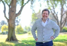 Lanzamiento del libro "Bajo el yugo del califato" revela la brutal realidad del Estado Islámico a través de una novela cautivadora