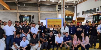 Maquinaria exclusivo programa de John Deere acredita dos talleres de Salfa en Chile