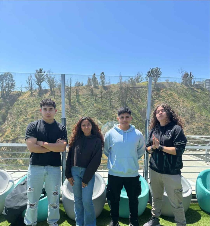 Estudiantes desarrollan aplicación que optimiza la eficiencia en logística de transportes de carga Estudiantes desarrollan aplicación que optimiza la eficiencia en logística de transportes de carga