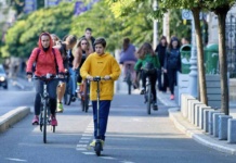 Investigación revela que 4 de cada 10 chilenos consideraría usar una bicicleta o scooter tras consumir alcohol
