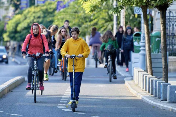 Investigación revela que 4 de cada 10 chilenos consideraría usar una bicicleta o scooter tras consumir alcohol