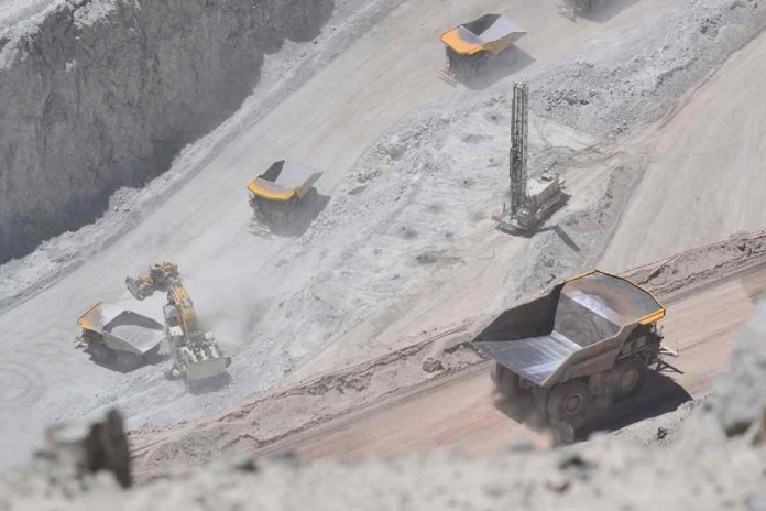 Minería mantiene su status estratégico para el mercado laboral chileno