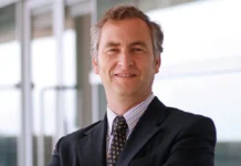 Universidad de los Andes, Nicolás Román