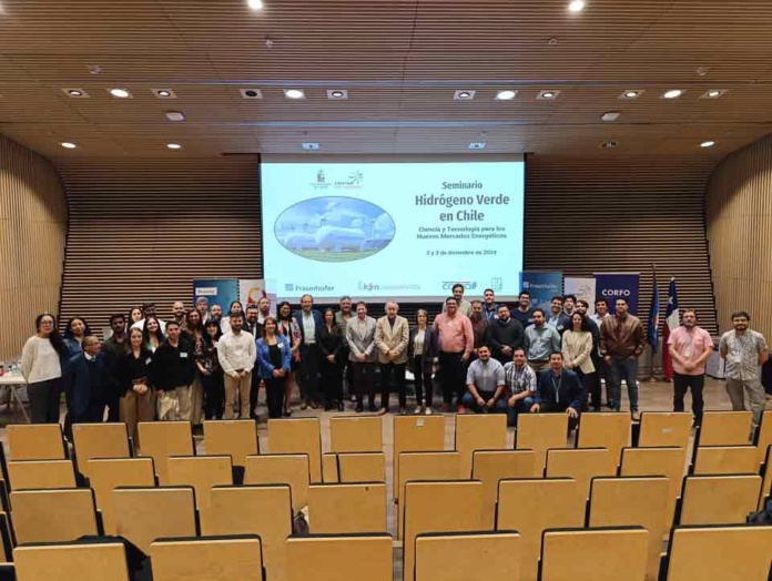 Expertos llaman a fomentar colaboraciones interdisciplinarias e intersectoriales para avanzar en hidrógeno verde en Chile