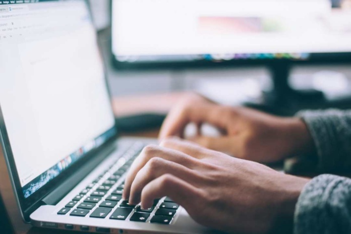 Trabajo híbrido y colaboración: el estándar que valoran los empleados en Chile Trabajo híbrido y colaboración: el estándar que valoran los empleados en Chile