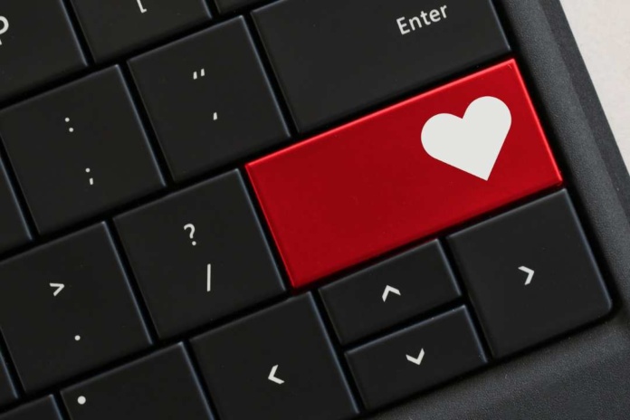 Con el uso de la IA como predominante las tácticas de los cibercriminales para realizar estafas amorosas Con el uso de la IA como predominante las tácticas de los cibercriminales para realizar estafas amorosas