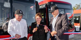 Inician operaciones de los primeros buses eléctricos para el transporte urbano en Puerto Montt