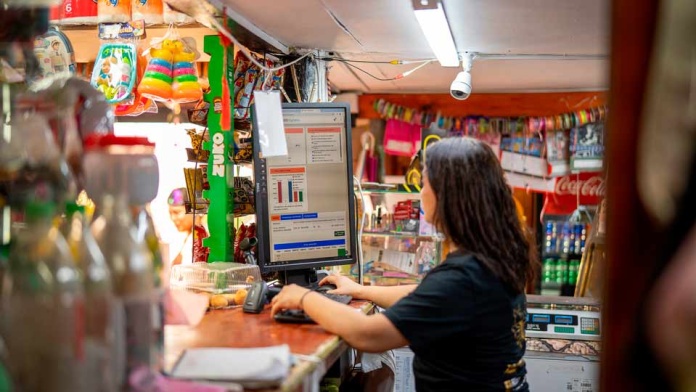 Más de 400 almacenes de barrio podrán dar un salto digital con fondo concursable de Sercotec