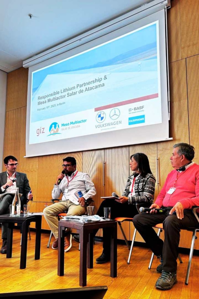 Mesa Multiactor del Salar de Atacama Modelo pionero de gobernanza hídrica en el Salar de Atacama es presentado en Alemania