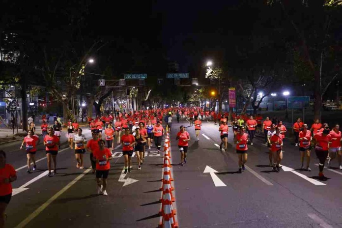 Tips para prepararse y disfrutar la única corrida nocturna sólo para mujeres del país: Women’s Night Out 2025