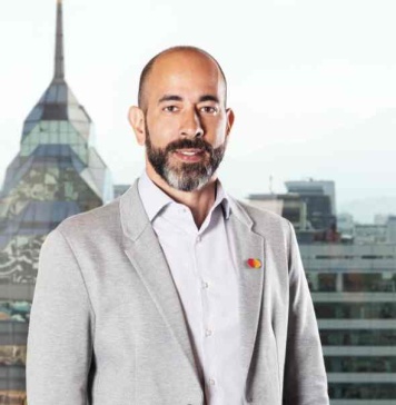 Del sueño emprendedor al compromiso corporativo Del sueño emprendedor al compromiso corporativo