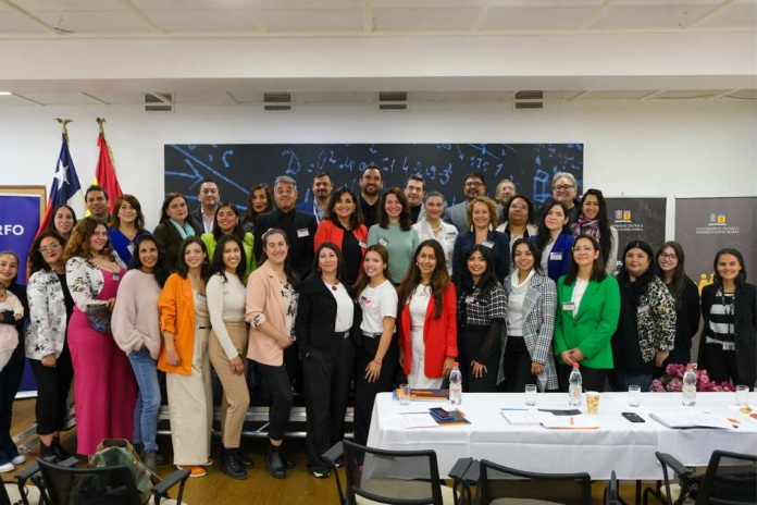 Emprendedoras STEM presentan innovadoras soluciones en Demo Day del programa “Valparaíso STEMPOWER Mujeres que Transforman” Emprendedoras STEM presentan innovadoras soluciones en Demo Day del programa “Valparaíso STEMPOWER Mujeres que Transforman”