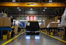 Industria automotriz crecerá un 15% al 2028 y adopta robots móviles autónomos para ganar eficiencia Industria automotriz crecerá un 15% al 2028 y adopta robots móviles autónomos para ganar eficiencia